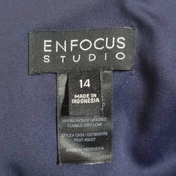 Enfocus Studio Navy Blue Striped Sleeveless Jumpsuit 14 - Picture 11 of 12